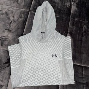 Sleeveless Hooded Shirt Under Armour